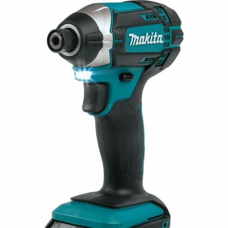Makita (DTD152) XDT11Z Cordless Impact Driver 1/4 18V LXT replace XDT0