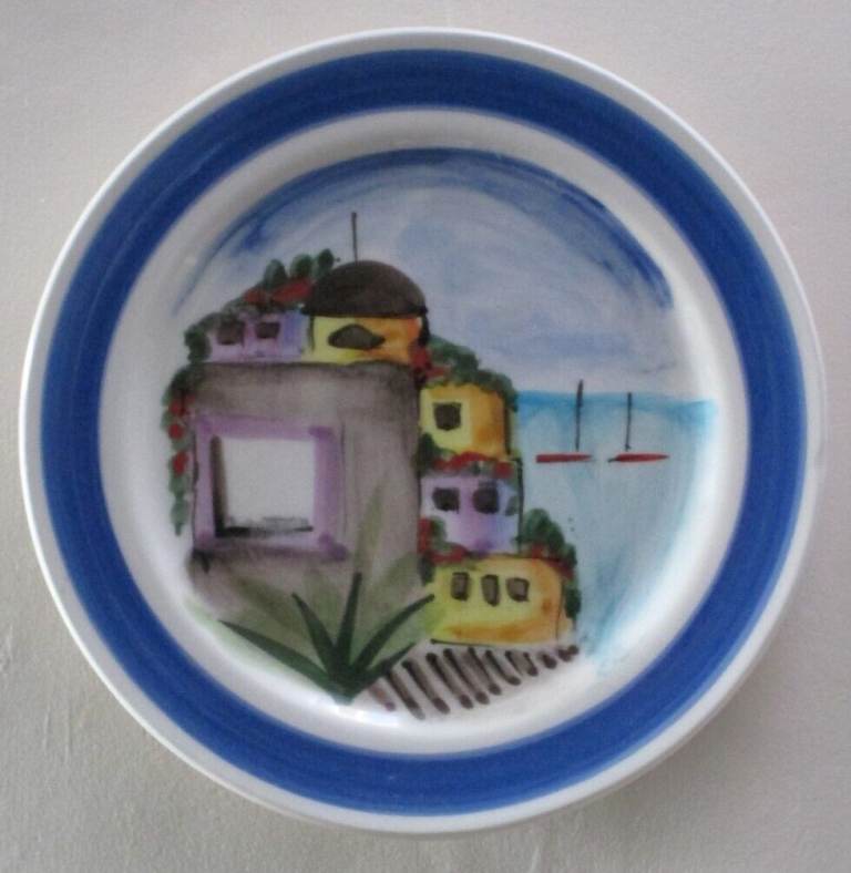 DECORATIVE PLATE, BRAND NEW, ITALIAN MADE, HAND PAINTED, HOUSES BY THE SEA, 11" DIAMETER