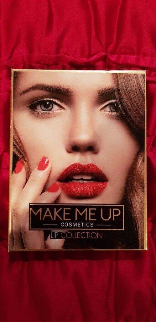 NEW - 'MAKE ME UP COSMETICS' LIP COLLECTION - INCLUDES 2 LIP GLOSSES AND 3 LIP CRAYONS