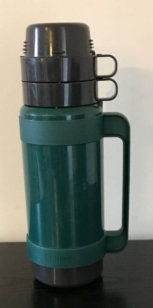 LARGE Thermos flask green plus two cups a very useful travel companion AS NEW