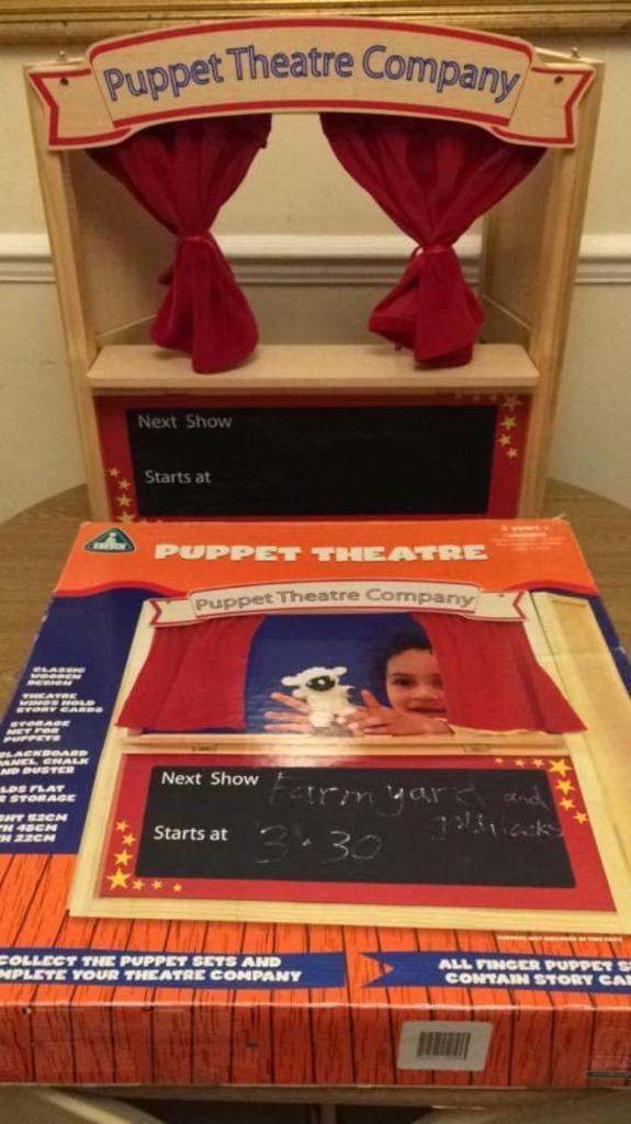 ELC Wooden play Theatre