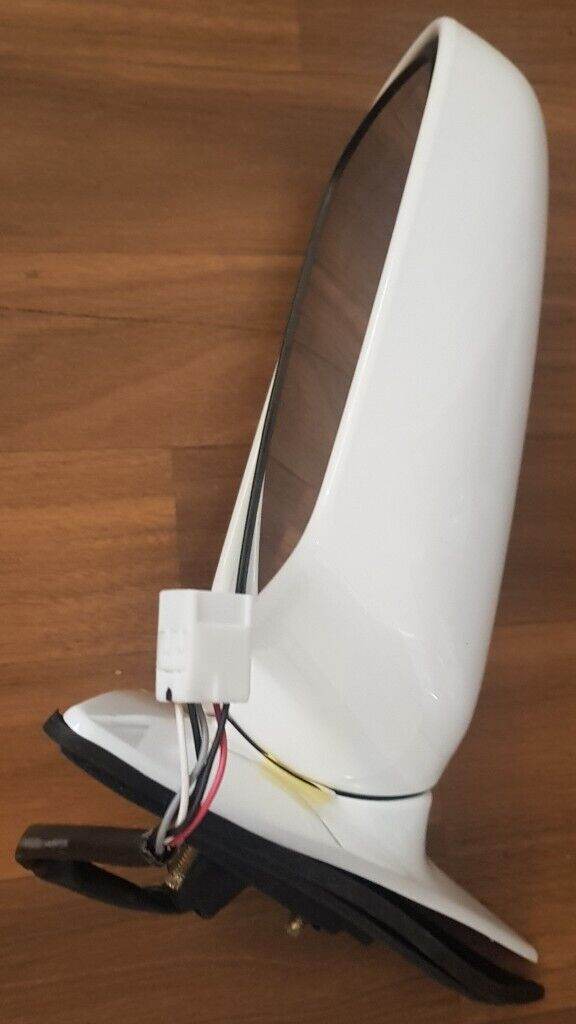 TOYOTA L/H PASSENGER SIDE EXTERIOR MIRROR (NEW)