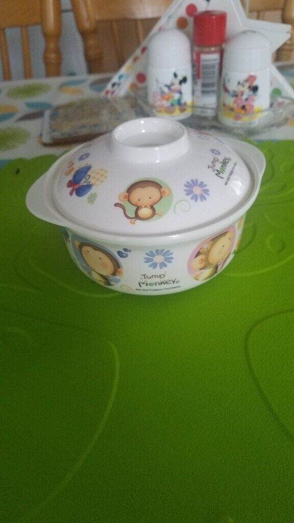 Jump monkey bowl with lid   £1