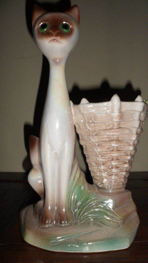 VINTAGE LUSTREWARE TALL SIAMESE CAT (WITH BASKET) ORNAMENT