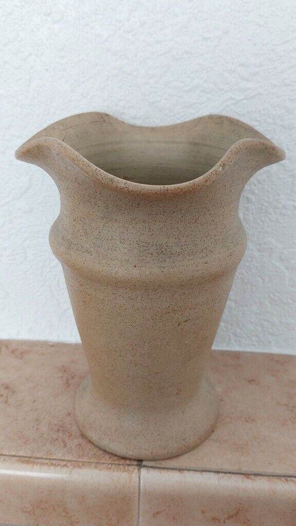 Vintage Hillstonia pottery vase