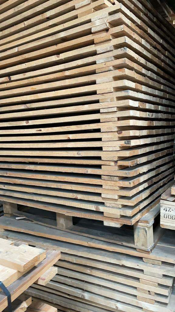Pallet racking close board Timber decks 1350 x 1100 