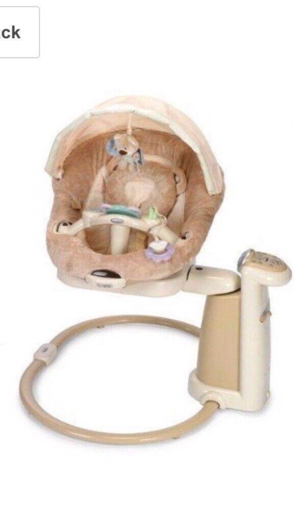 Baby swing in great condition like new