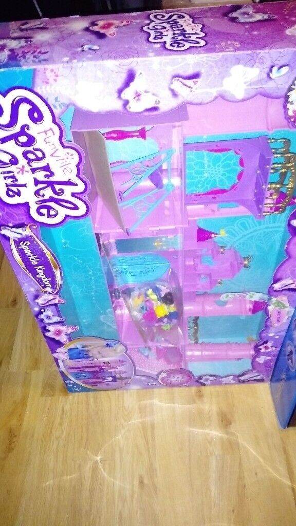 Girls play house sparkle girls 