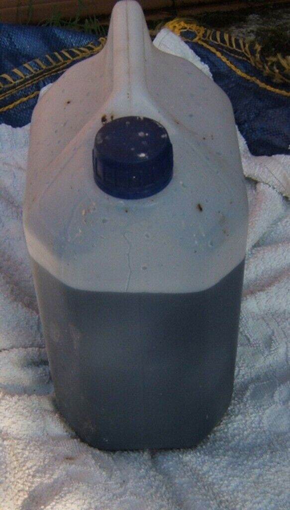 Blue Antifreeze - 4 Litres (approximately - probably IRO 4.25L) - cheapest price!