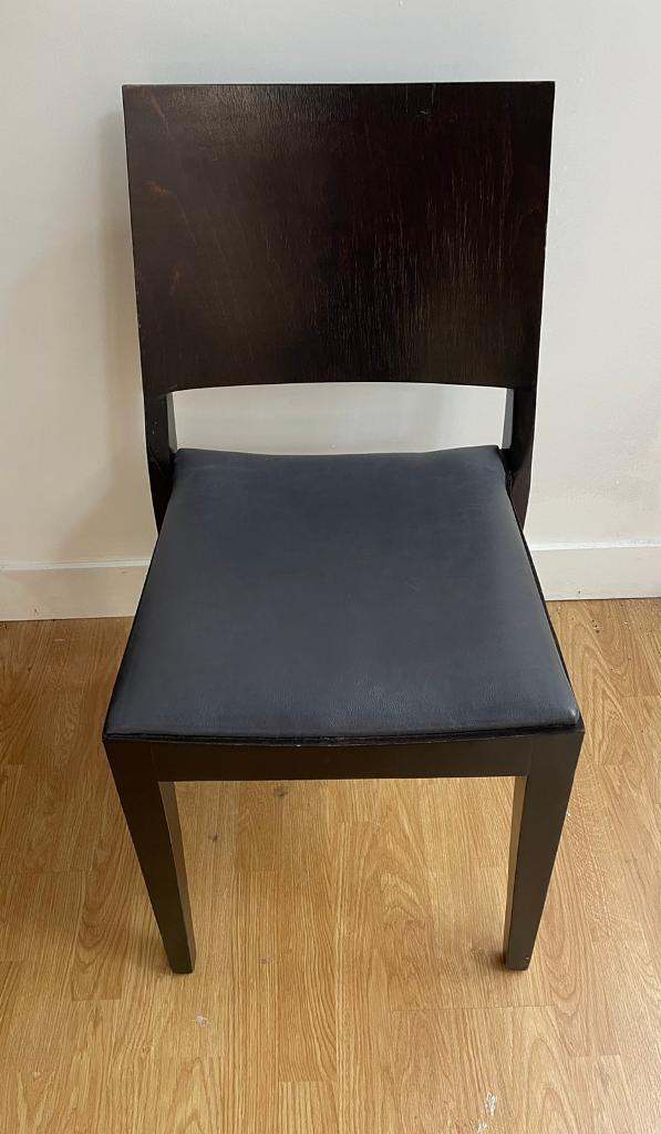 40 chairs at £15