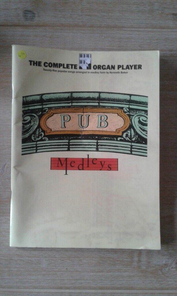 The Complete Organ Player - Pub Medleys