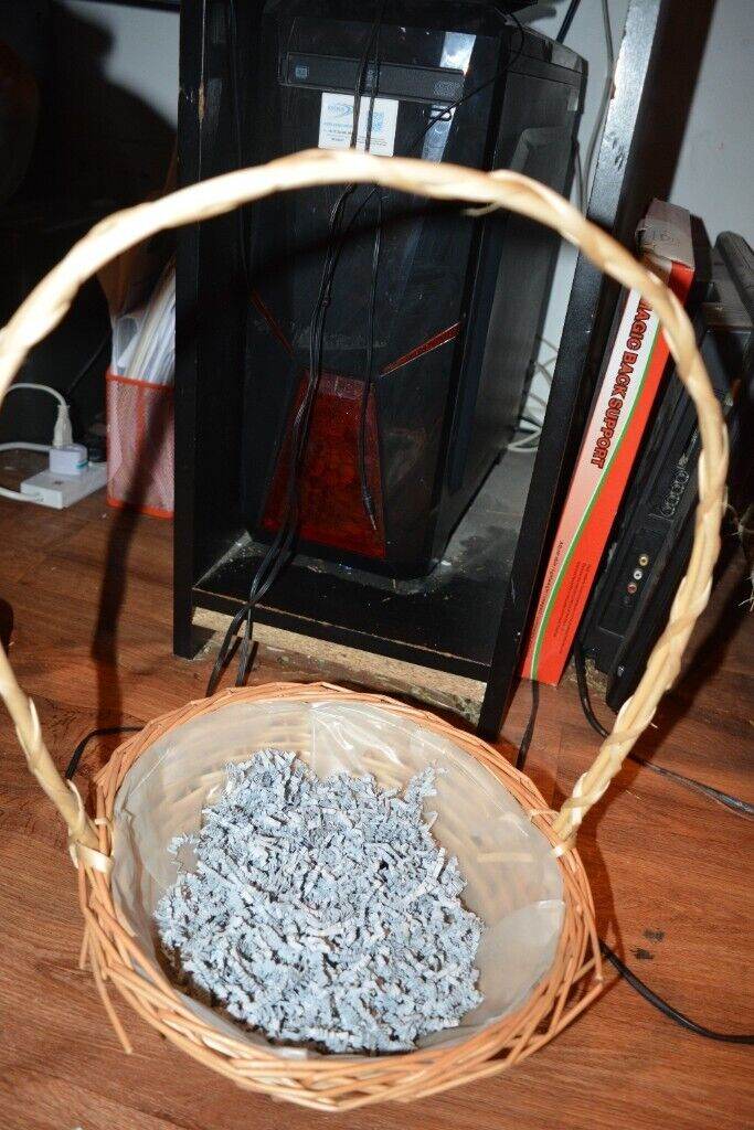 Easter, HAMPER BASKET WICKER