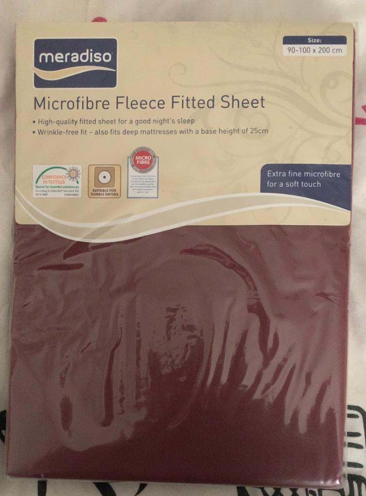 (Meradiso) Microfibre Fleece Fitted Sheet