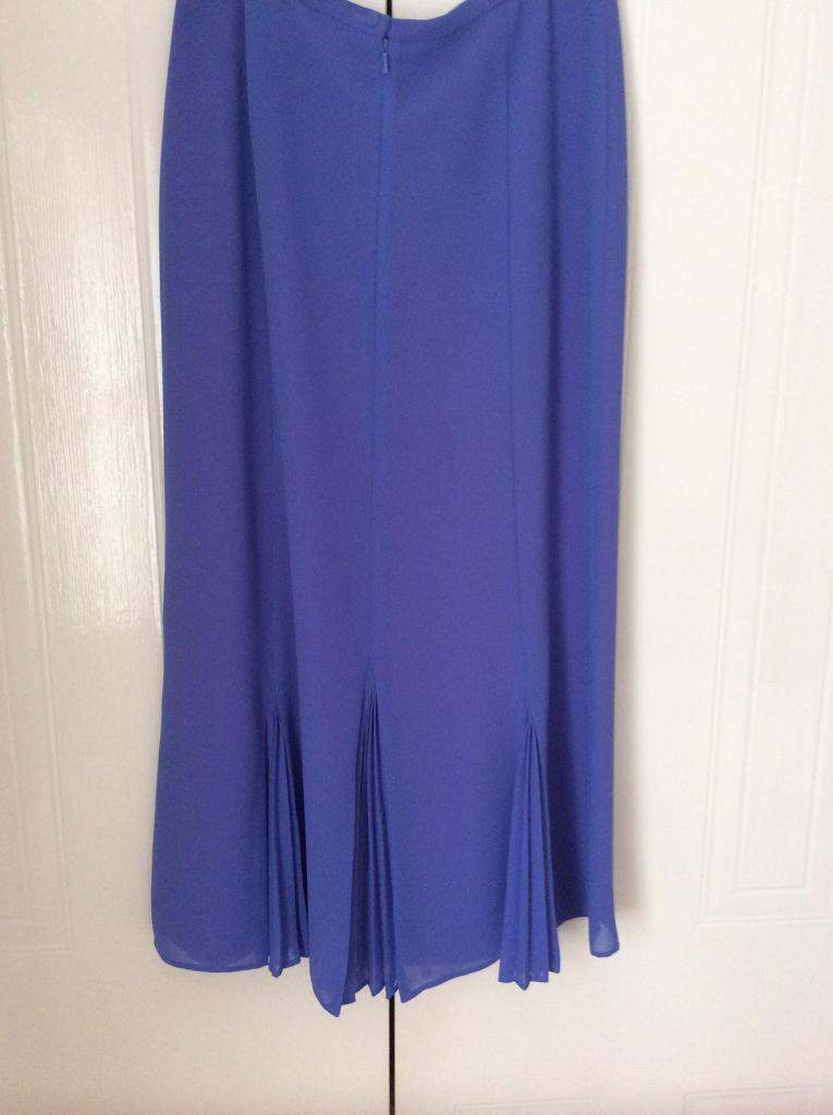 Stunning Jacque Vert 3 piece Mother of the Bride outfit.