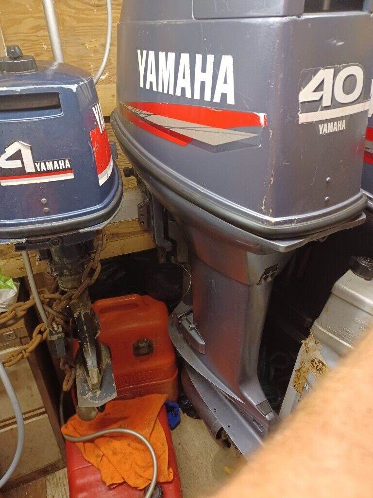 40 HP yamaha outboard engine two stroke 