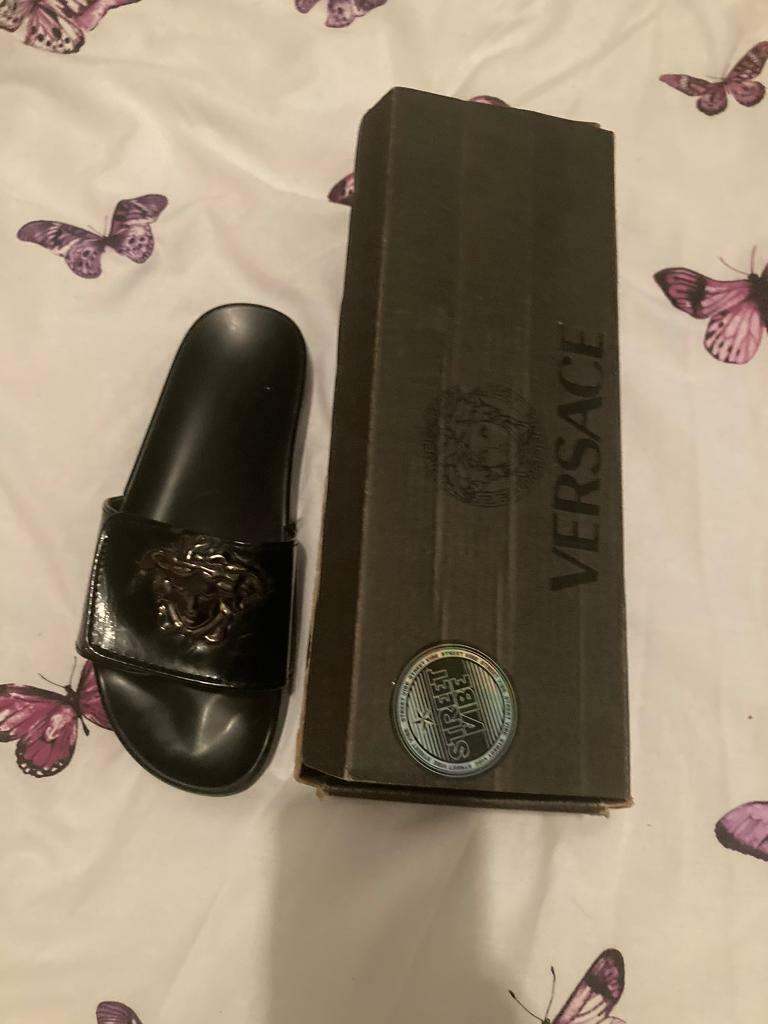 Flip flops exclusive sandals 