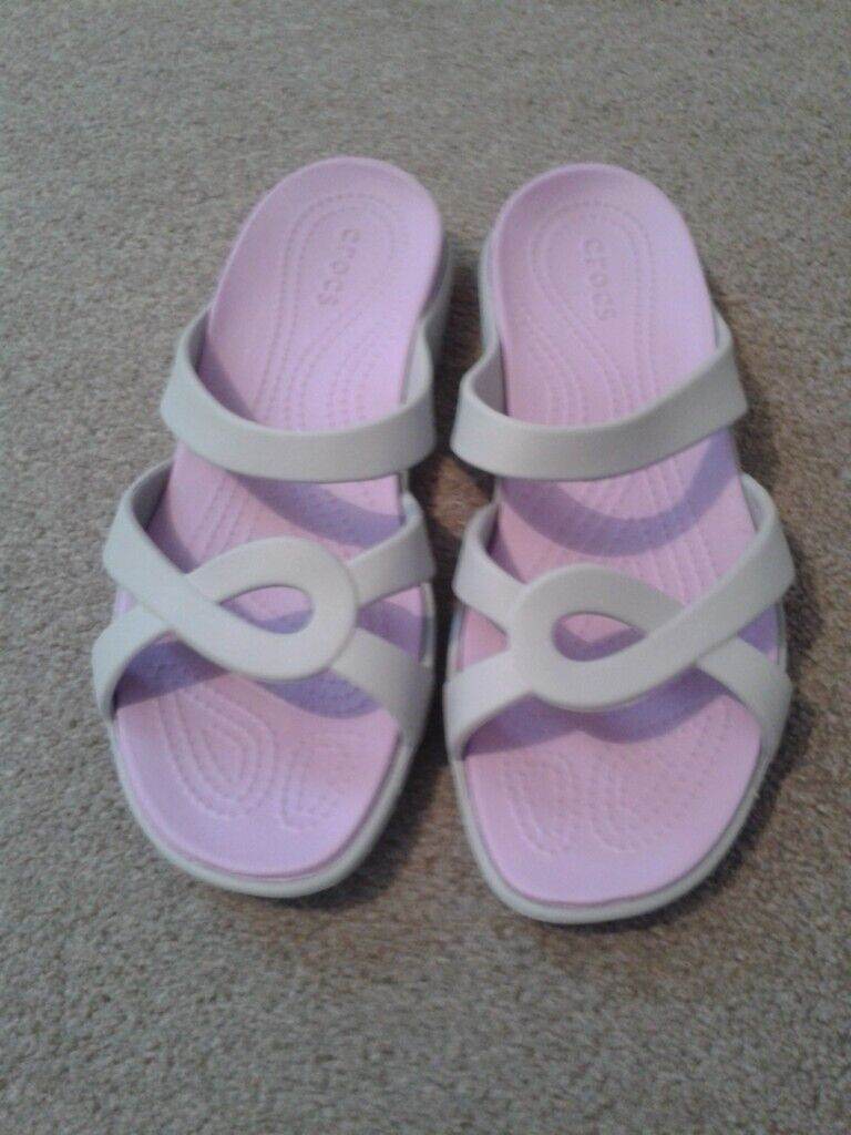 New - womans crocs flat slip on strap sandels  uk size 8