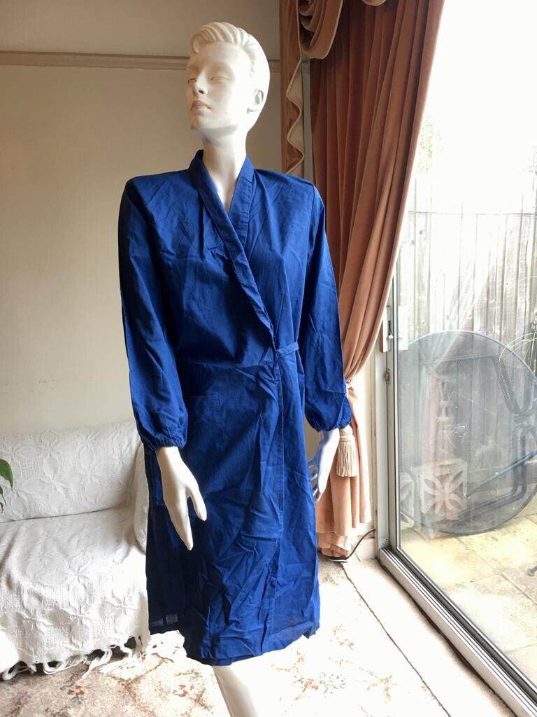 LIKE NEW LAB COAT / ART COAT