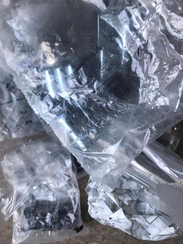 Job lot of kitchen unit fittings.