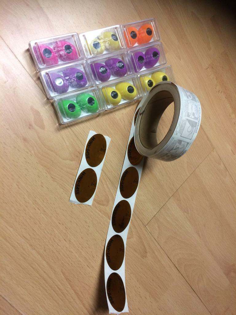 Sunbed Goggles & Foil Stick Ons & Small Cream Refill Tubs
