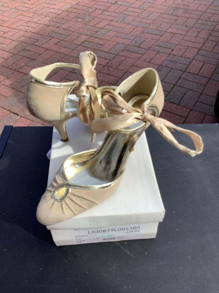 Dolcis Tie Ribbon Heels - Ladies Size 5