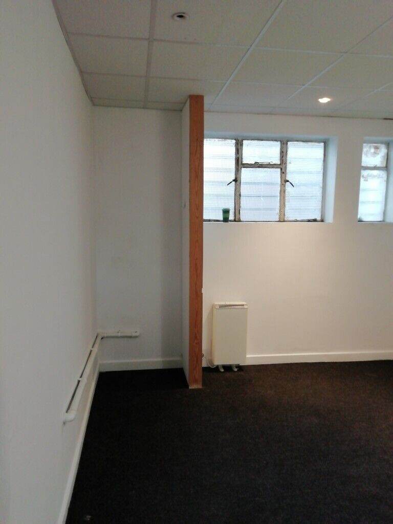 **LET BY**11A-15 PICCADILLY**1 BEDROOM APARTMENT**DSS ACCEPTED