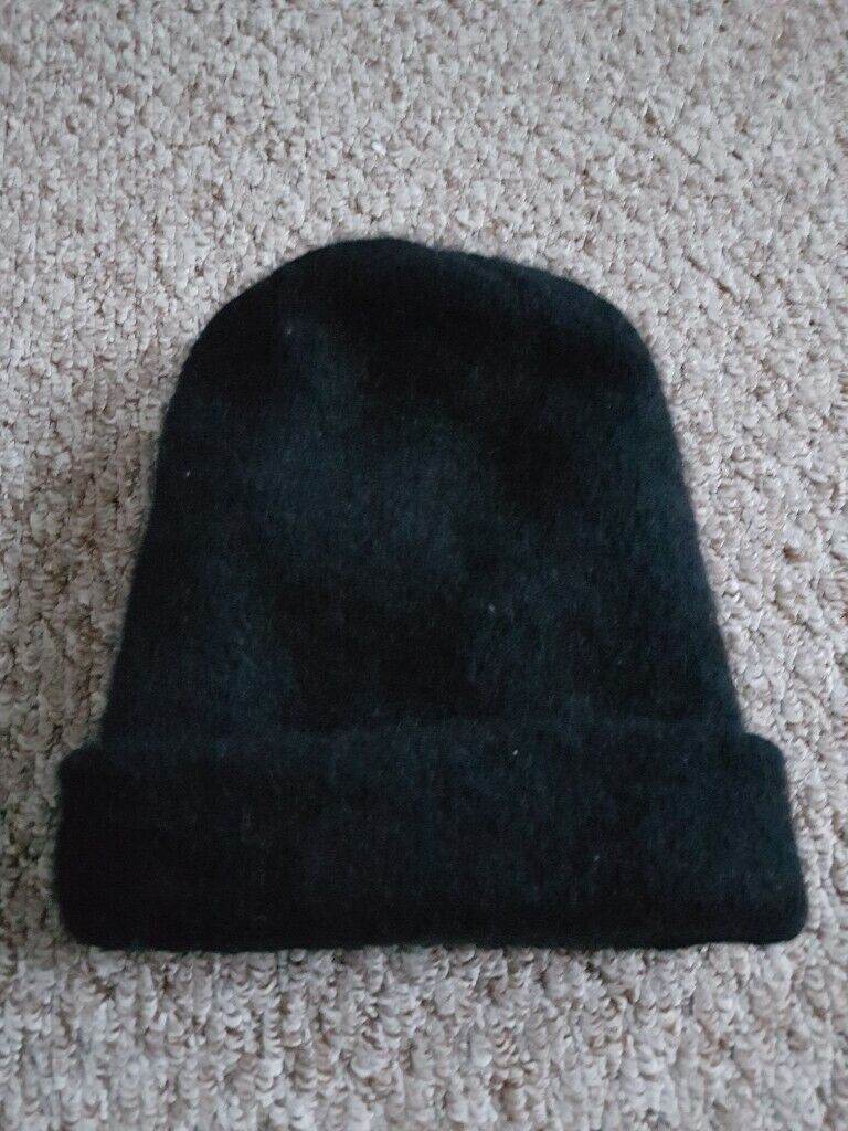 Black Woolly Hat