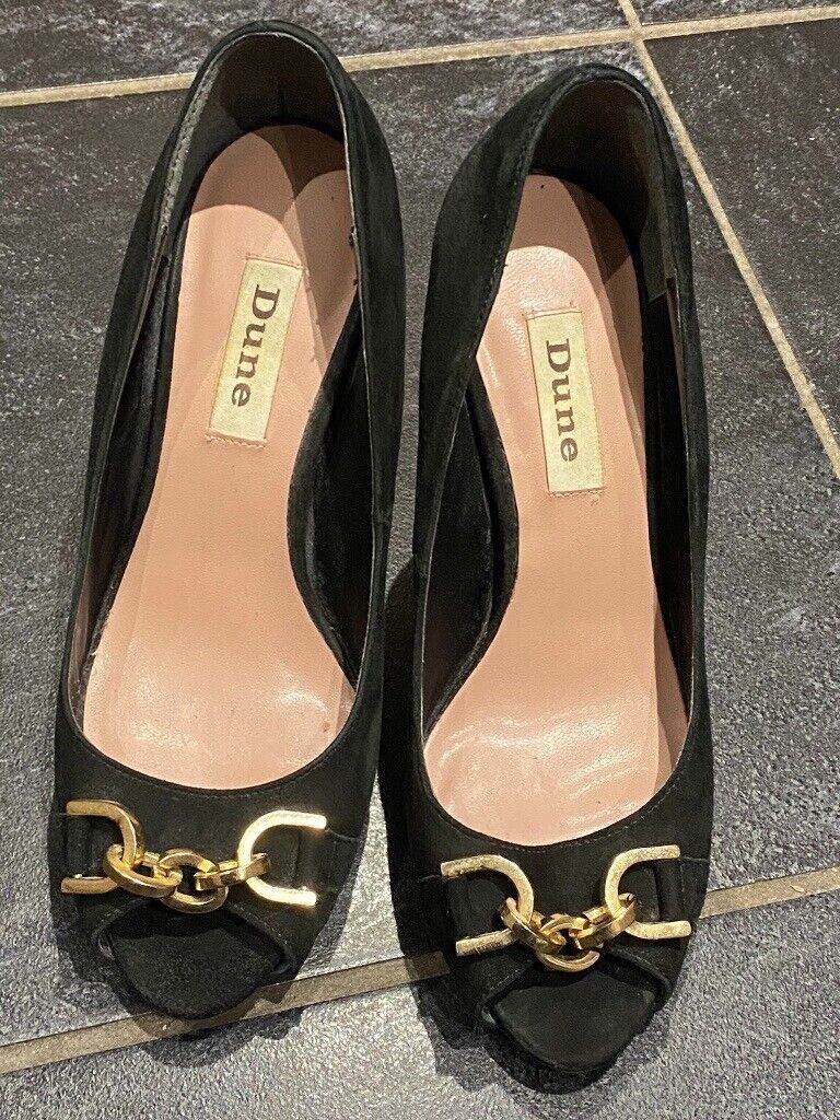 Dune heels 