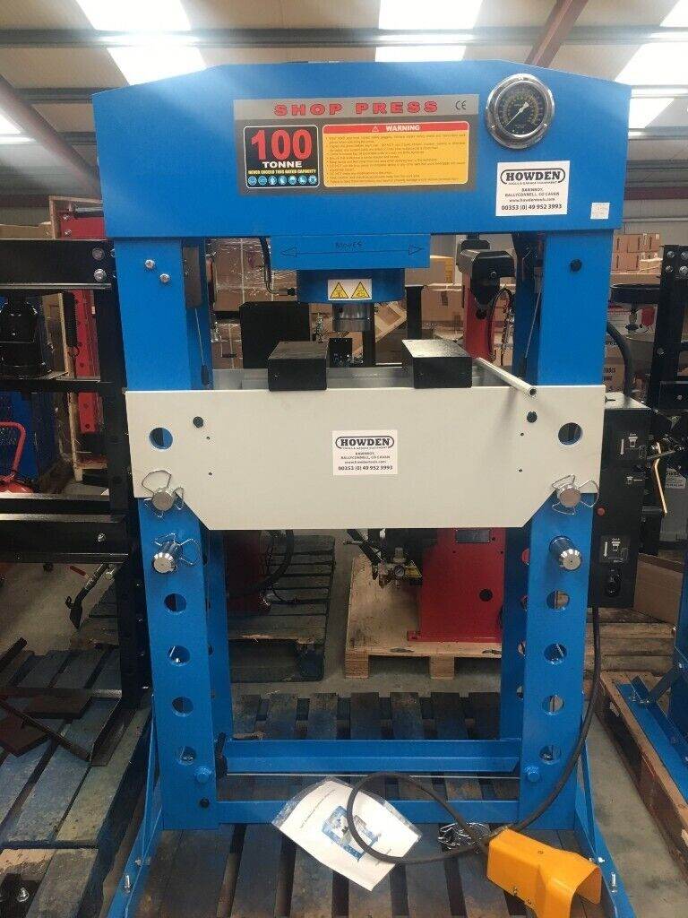 Howden   Hydraulic Press 100 Ton 