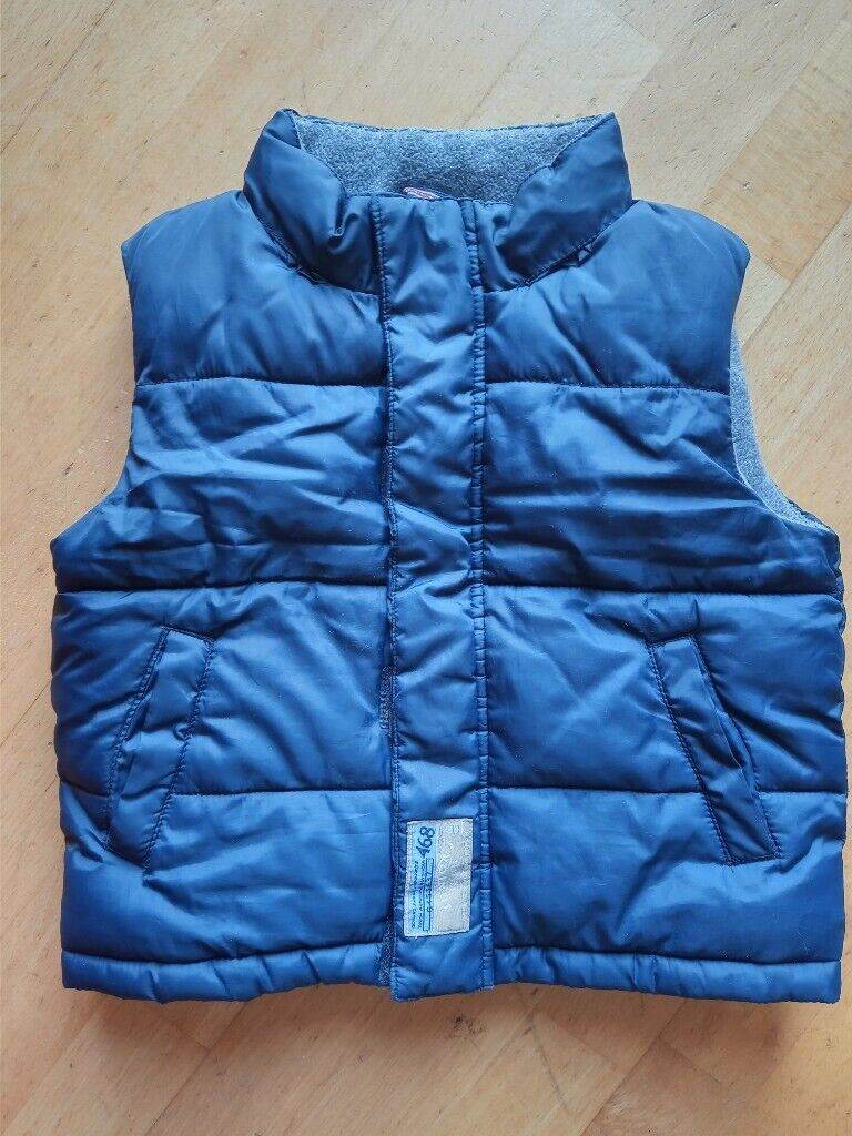 Kids Gilet/ Body warmer size 4-5 years with hood
