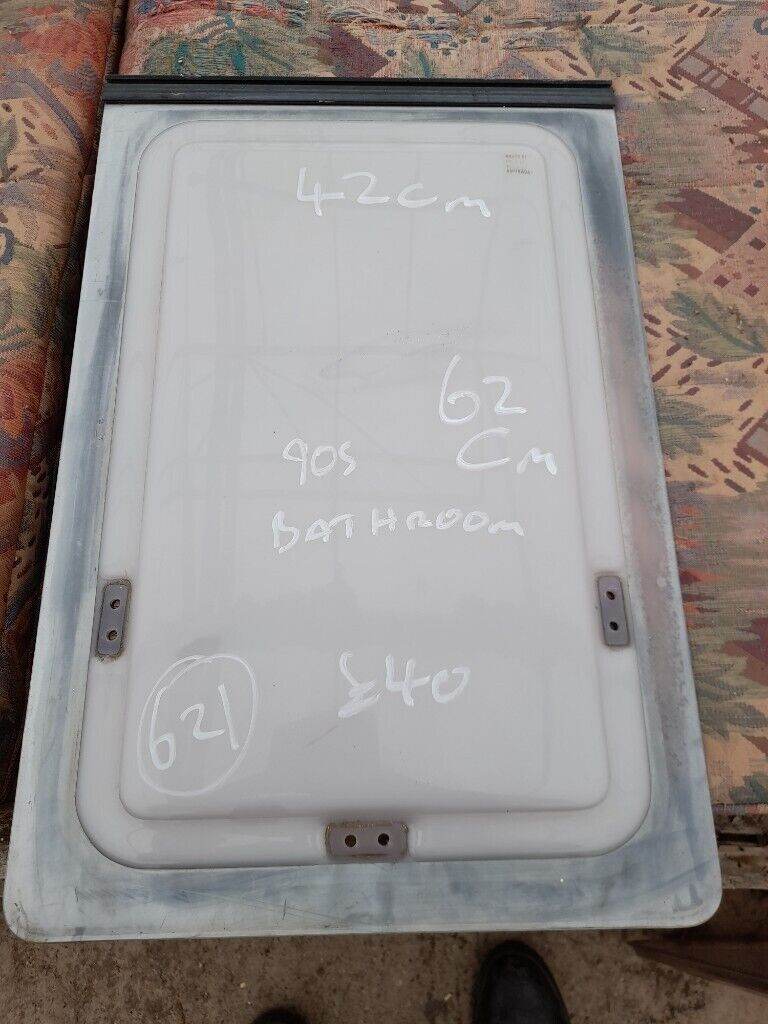 90s caravan bathroom window 