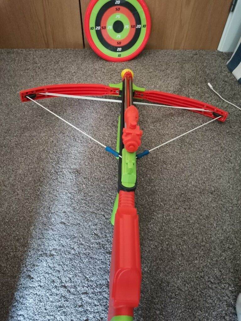 🔵Bundle of toys/ games (Angry birds, crossbow set, Disney planes track, board games) 🔵