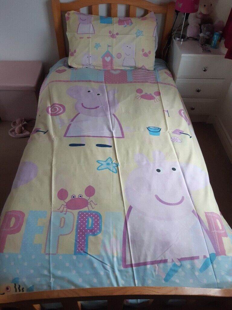 Peppa Pig single bed quilt cover - Collection Only 