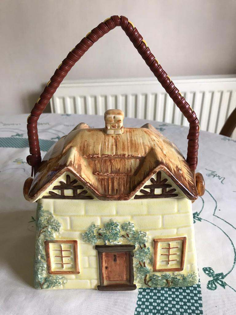 Vintage Keele St Pottery Biscuit Barrel