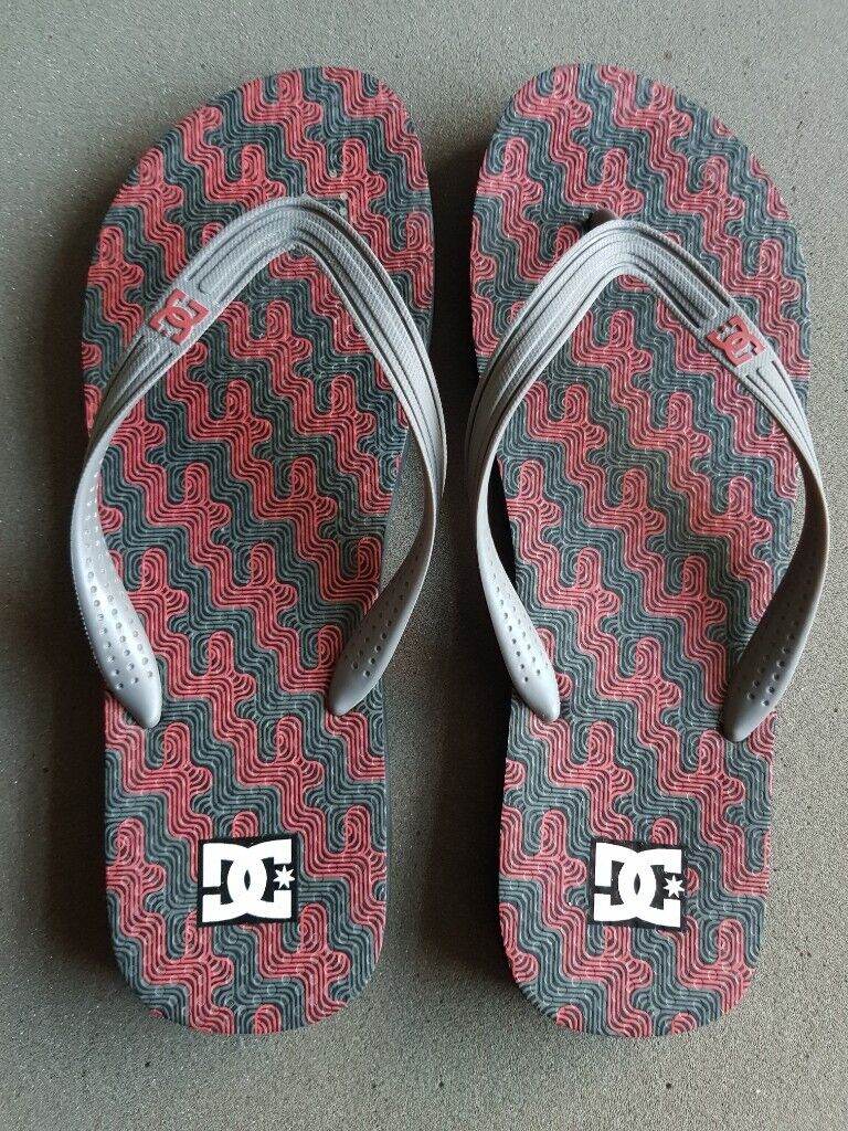 DC SHOES FLIP FLOPS SIZE UK11 UK 11 EU45 EU 45 (BRAND NEW)
