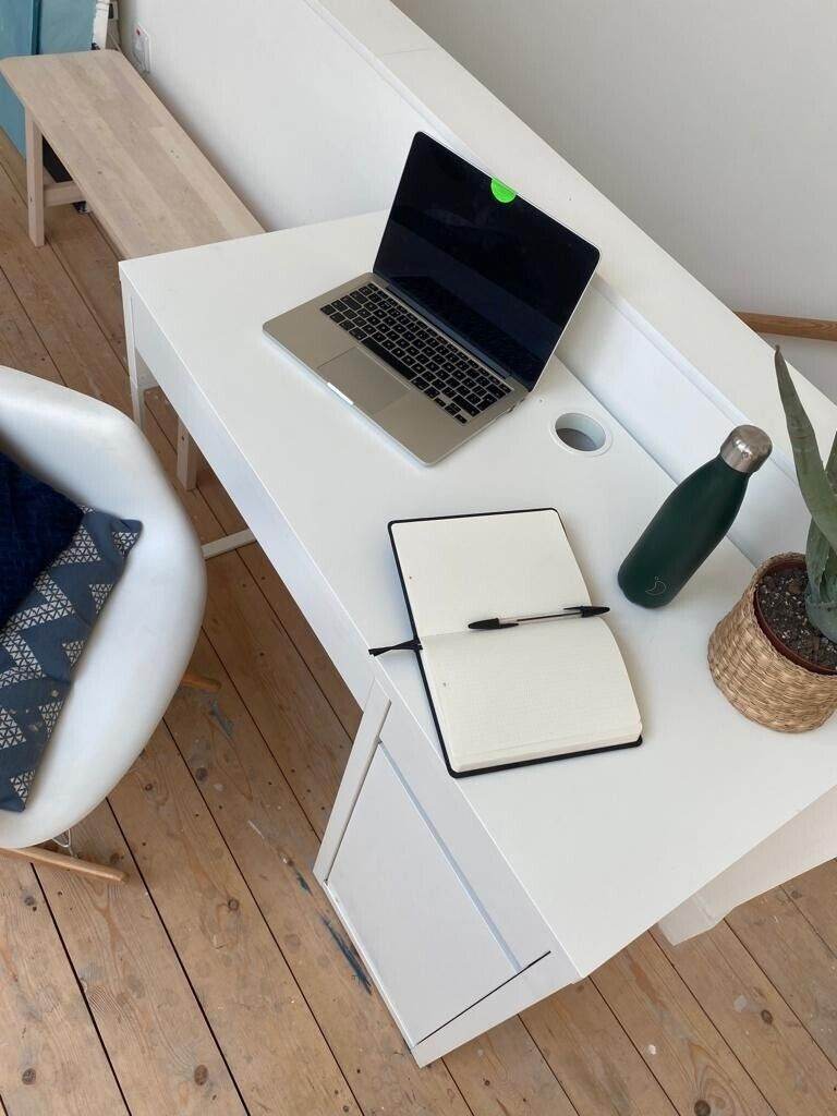 SHARED | 𝗖𝗥𝗘𝗔𝗧𝗜𝗩𝗘𝗦 | Artist studio space in 𝗪𝗘𝗦𝗧 𝗟𝗢𝗡𝗗𝗢𝗡, NW10 6LD.