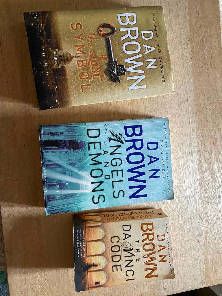 Dan Brown books set - Like New