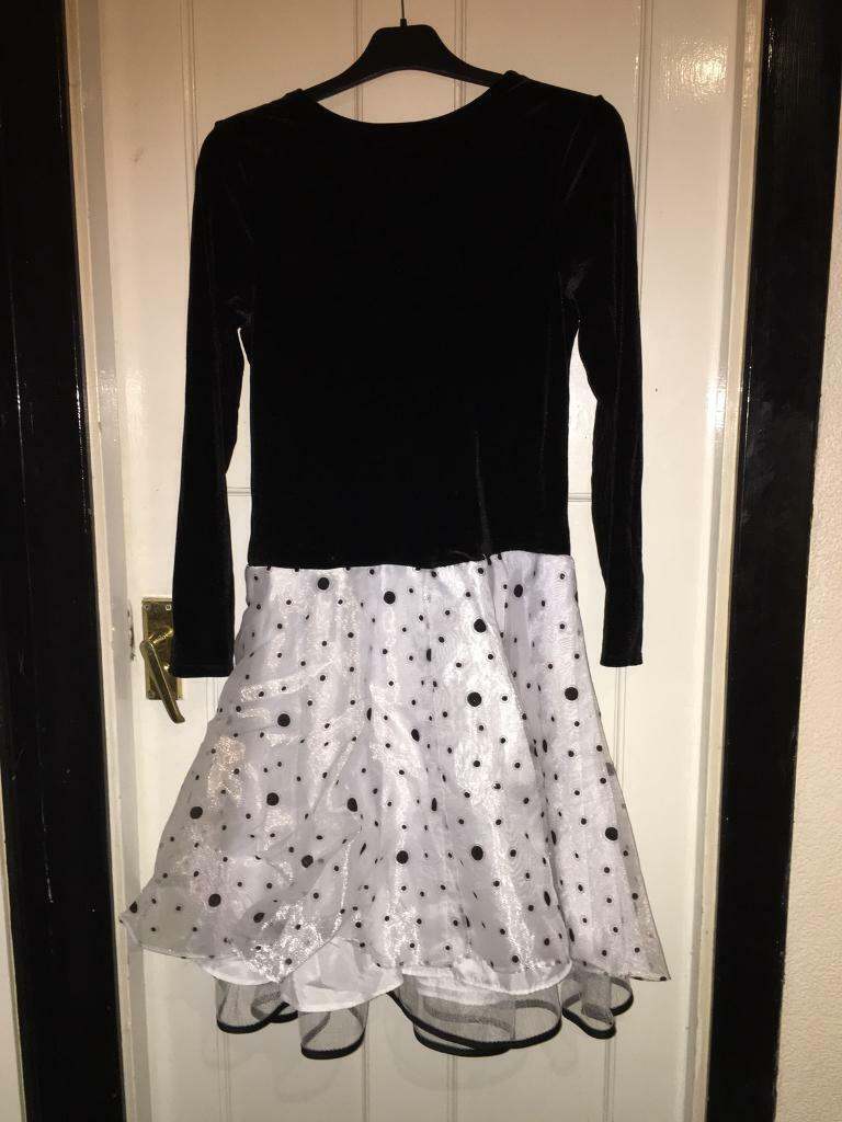 Beautiful girl dress 