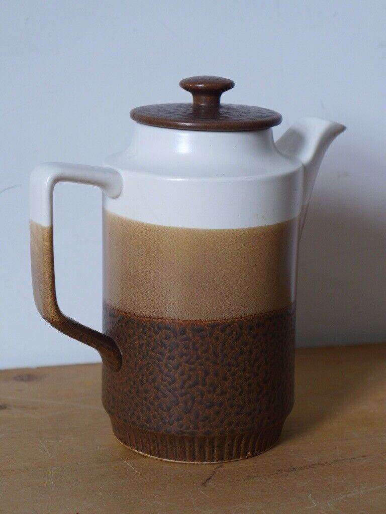 VINTAGE KITCHENALIA: Pottery Teapot / Tea Pot / Coffee Pot.