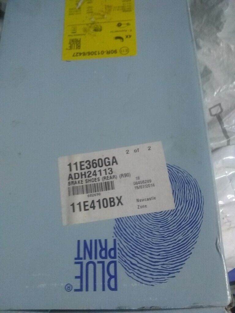 Rear brake shoes jimny 2015