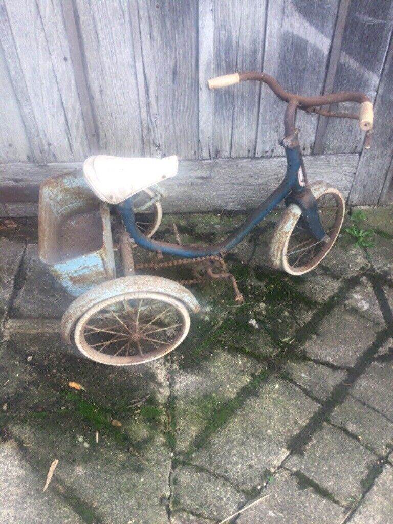 Raleigh vintage child’s trike Bicycle