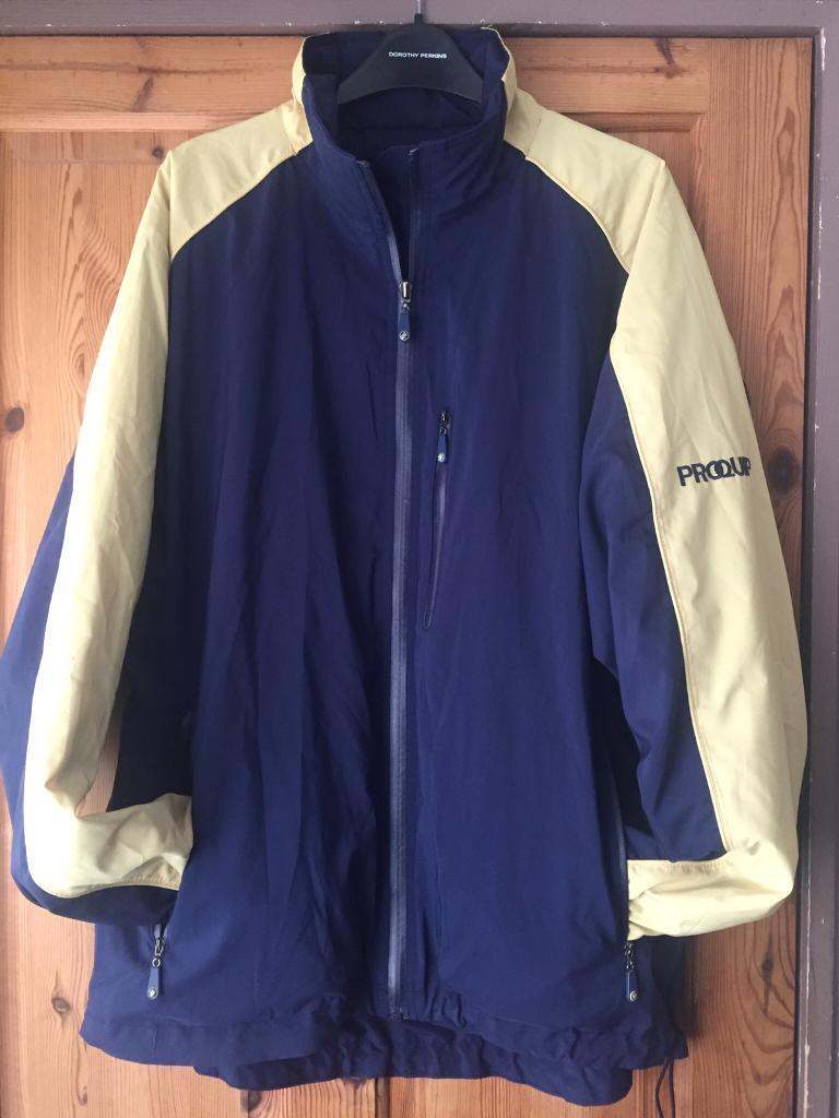 Golf jacket size large 
