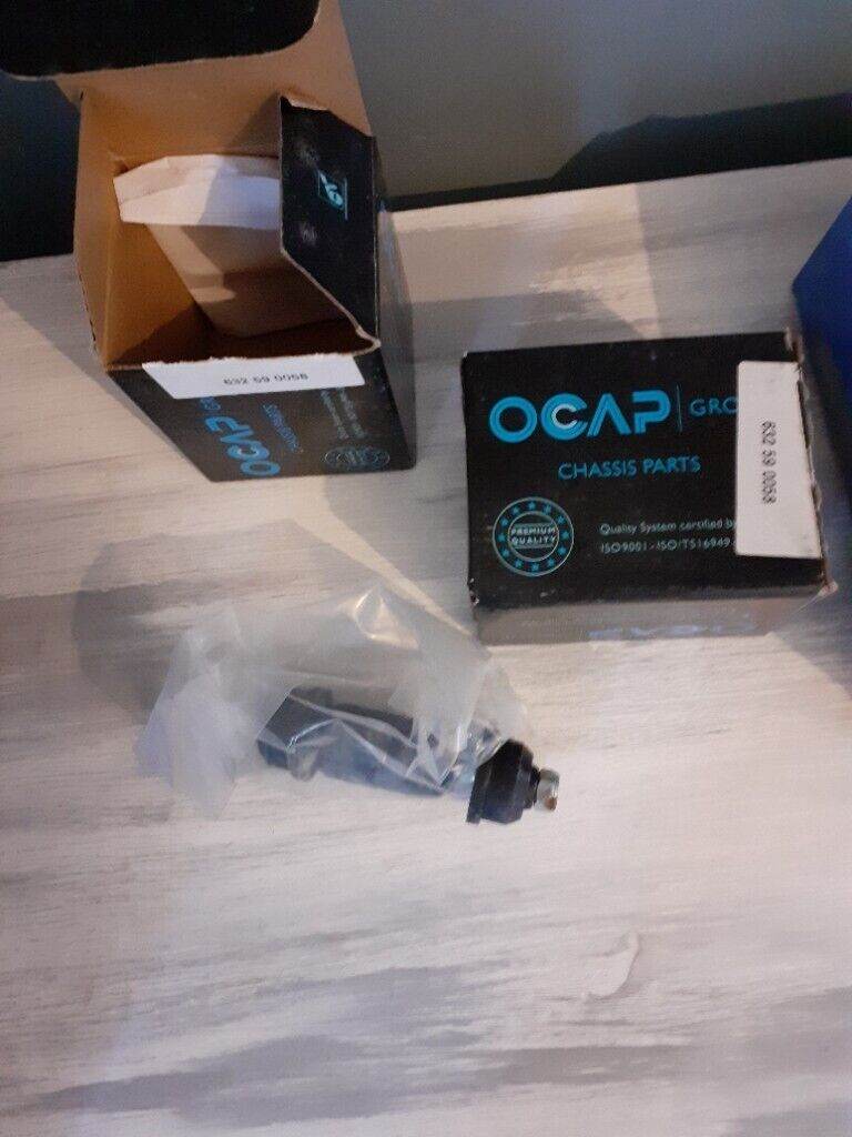 NEW Ford Fusion/FIESTA ANTI ROLL BAR  REAR DROP LINKS 