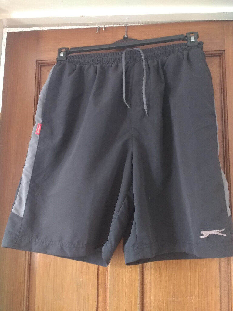 MENS SPORTS SHORTS, WAIST 32,L/XL,SLAZENGER, Ideal gym/running, As new. 
