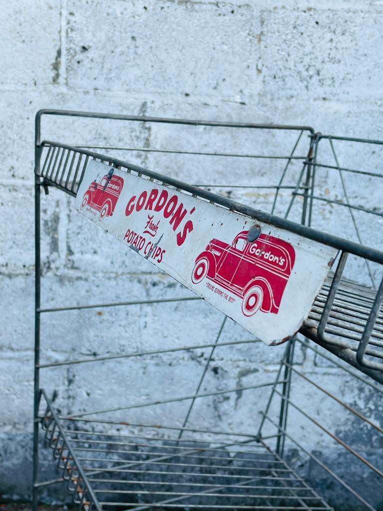 VINTAGE RETRO MID CENTURY FOLDING WIRE METAL STORAGE SHELVES