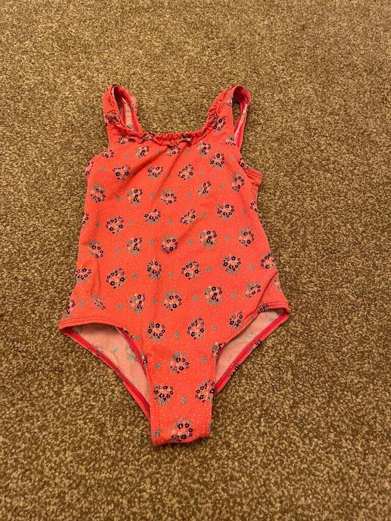 Girls swimming costume 5-6 years 