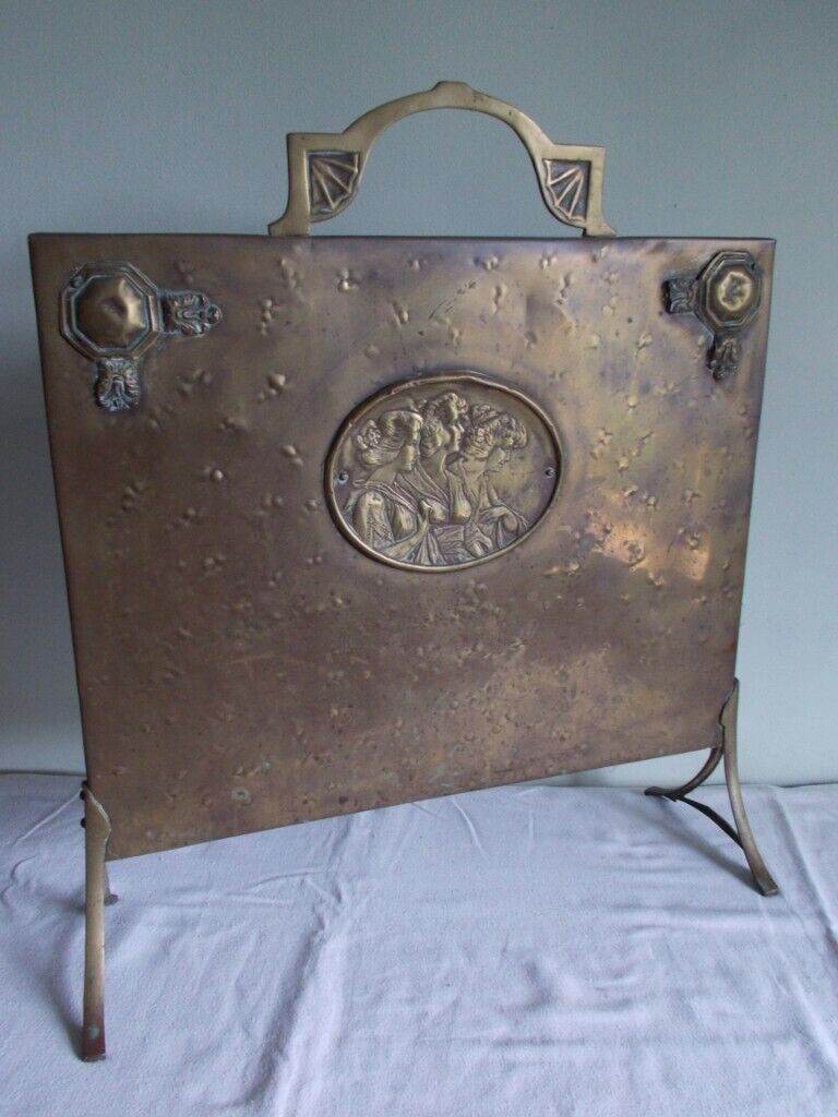 Art Nouveau Copper & Brass fire screen, nice patina (B)