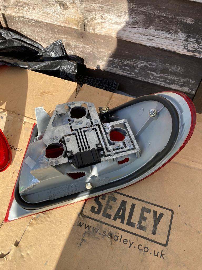 MERCEDES REAR LIGHT (A)