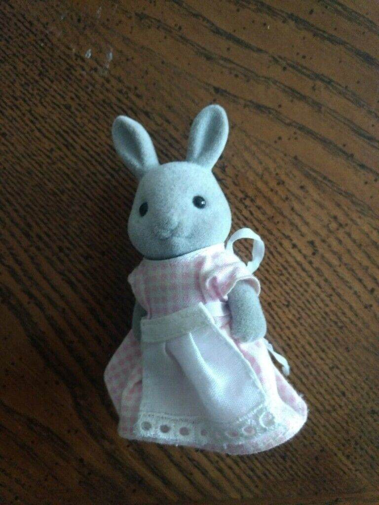 Vintage Sylvanian Families Babblebrook Rabbit 1987. Can post 