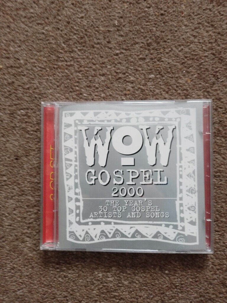 GOSPEL MUSIC - WOW GOSPEL 2000  C.D. -  the year's top 30 artists & songs.